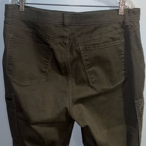 Banana republic- Curvy high rise skinny jeans - Picture 4 of 6